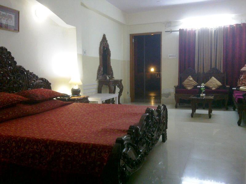 Aravali Clarks Inn Alwar Room photo